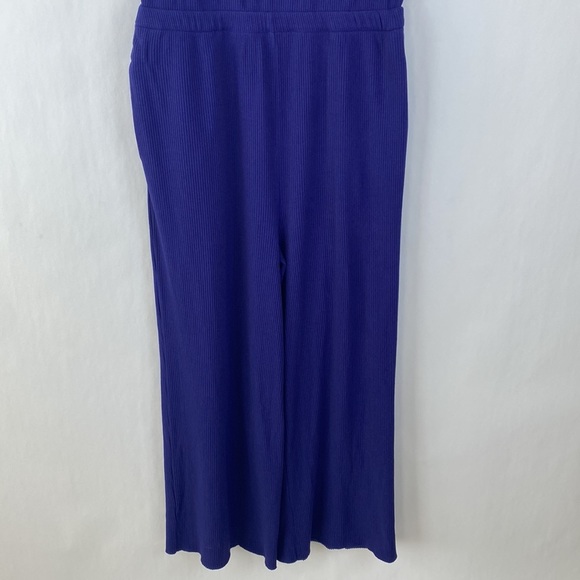 Terez Weekend Ribbed Tencel Wide-Leg Jumpsuit size M - Picture 6 of 9